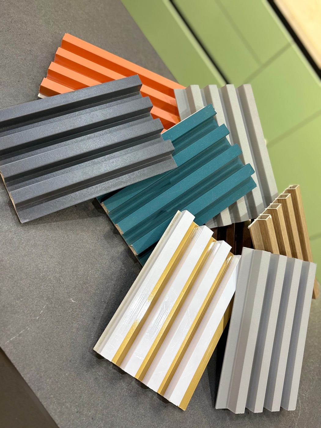 Premium louver swatch